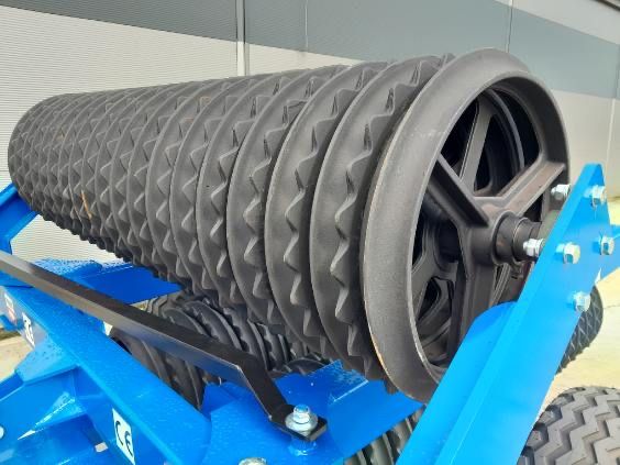Wał Posiewny 6.2m odlew 600mm Wał uprawowy Producent