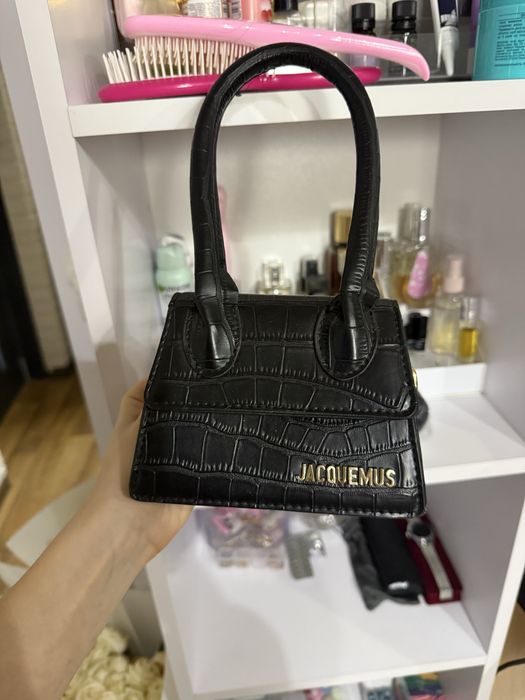 Мини сумка jacquemus