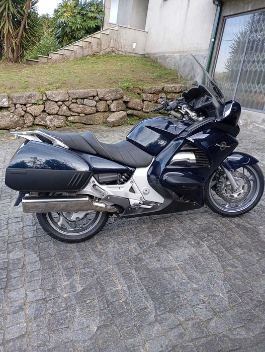ST 1300 Honda Pan European