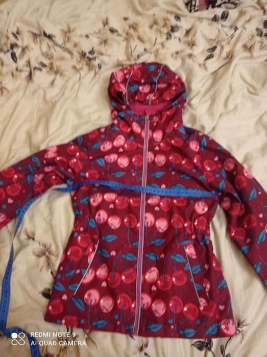 Курточка ,вітровка 122-128