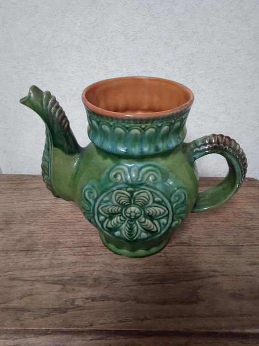 Большой чайник. Васильковская керамика.