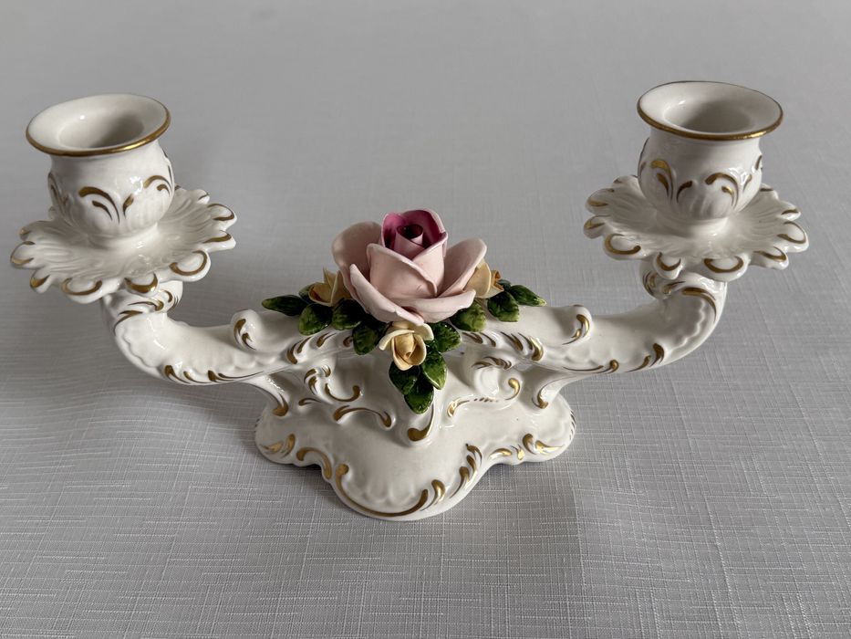 Porcelanowy  świecznik Volkstedt Kammer
