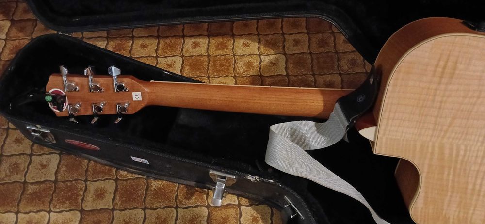 Электроакустична гітара Fender