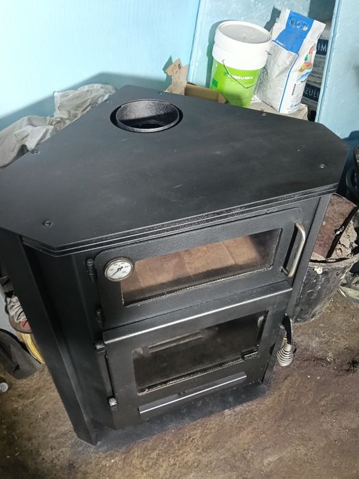 Salamandra de canto a lenha