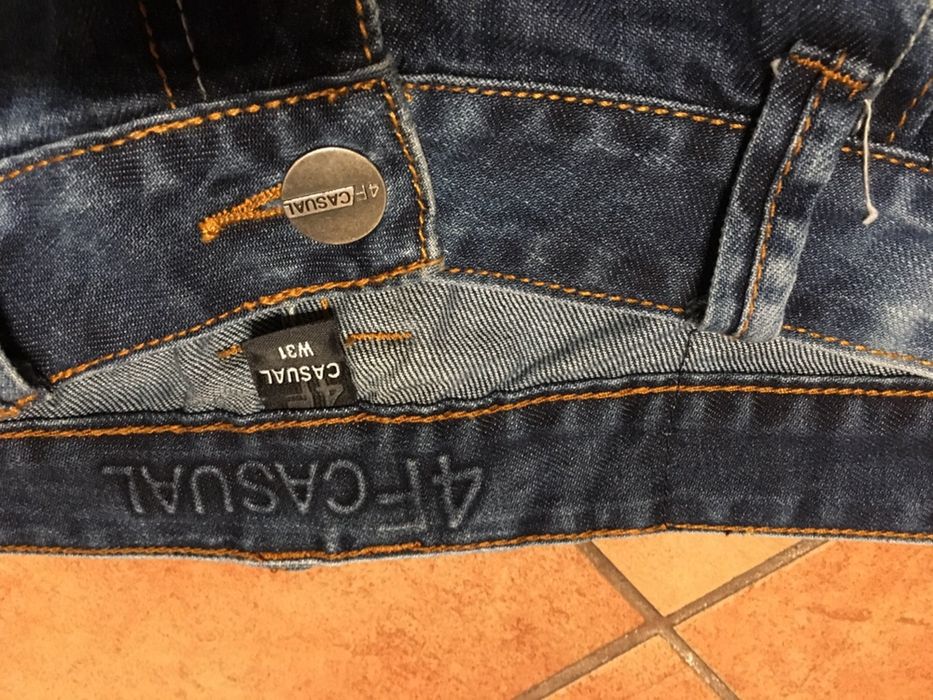 Spodenki jeansowe 4F