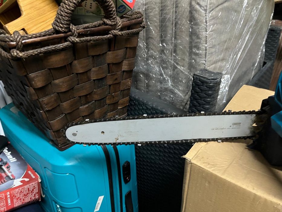 Eletrosserra Einhell BG-EC 1840 – Pouco uso