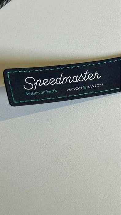 Zorza Polarna SO33L103 – Omega x Swatch MoonSwatch Lodowy Styl