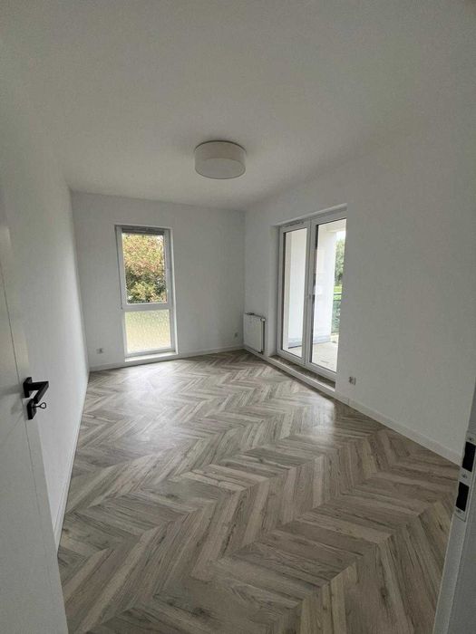 OGROMNY TARAS, Dwa pokoje 48 m2, spokojna okolica - Piaski