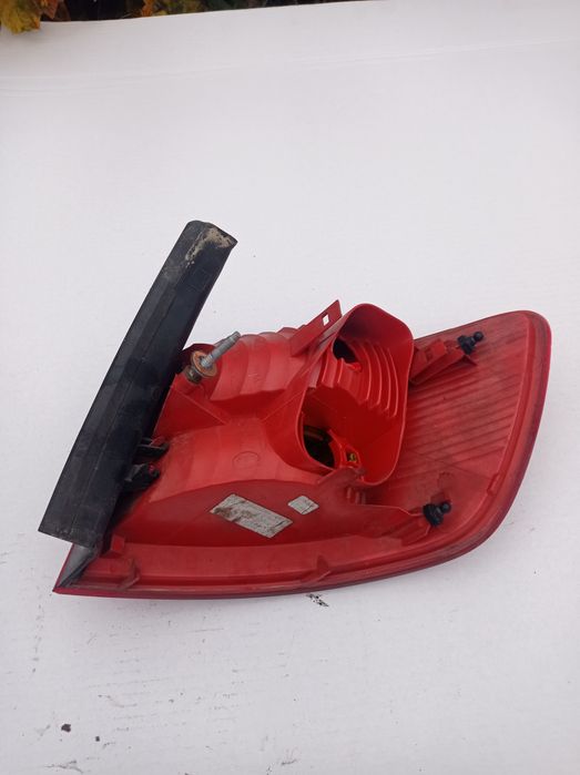 Lampa lewa tylna Audi A6 C6 kombi