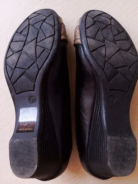 Sabrinas/Sapato 36 Mulher com Cunha/Salto em Preto e Castanho Amarpies