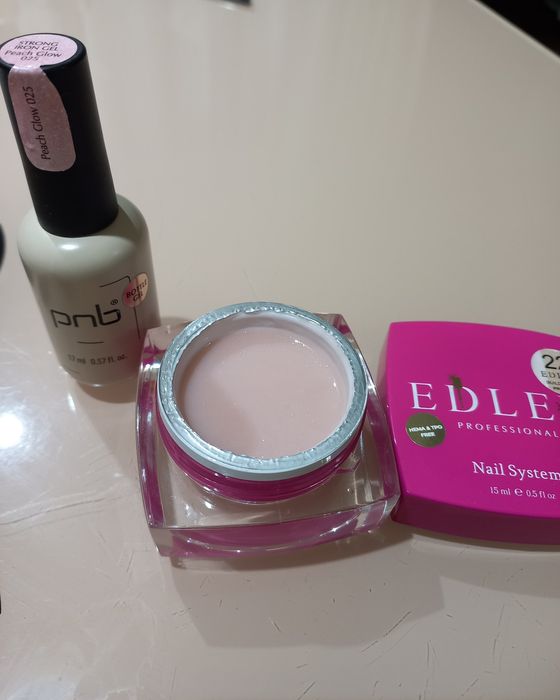 Гелі,гель лакі Da23, PNB, Edlen