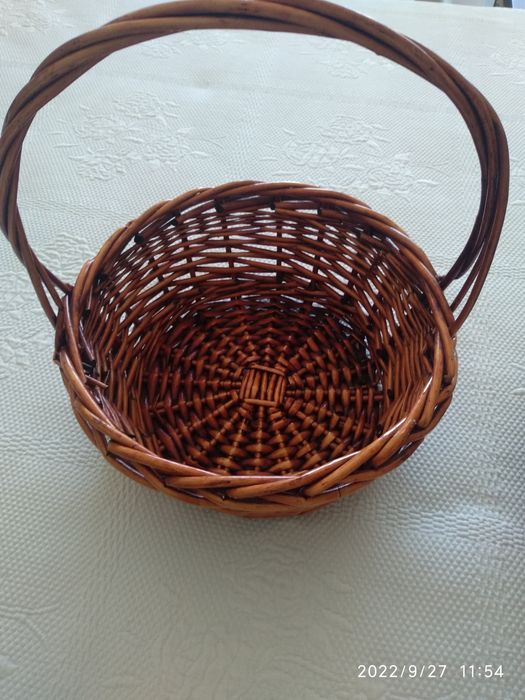 Wicker / Willow Baskets64387380745345120