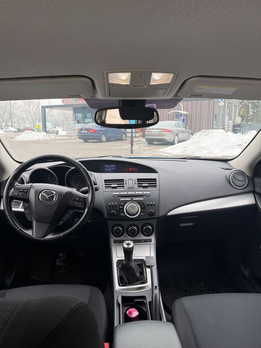 Mazda 3 2011 1.6 d Po Serwisie