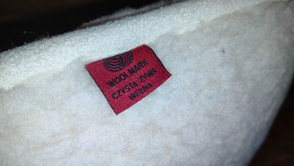 Poduszka z czystej żywej wełny stan bdb