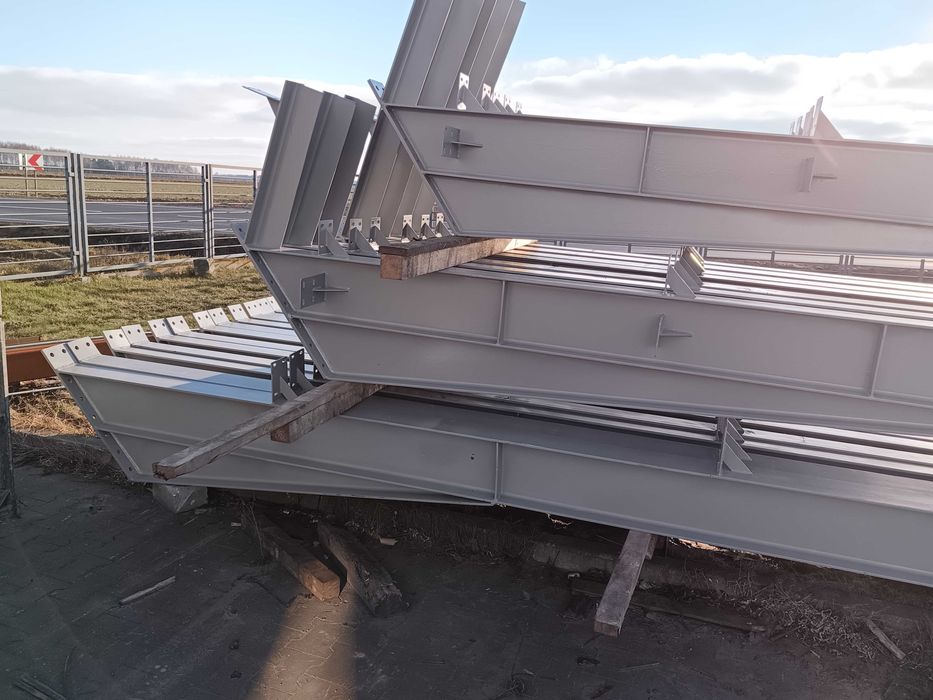 Konstrukcja  hali wiaty stalowa   17 x 30 x 6