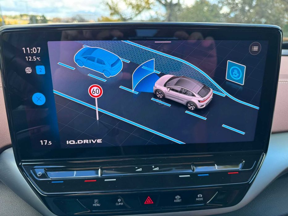 Volkswagen ID.5 em estado impecável