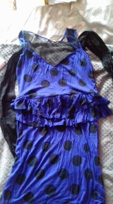 sukienka bardzo ładna TERAZ wysyłka 1zl!!!