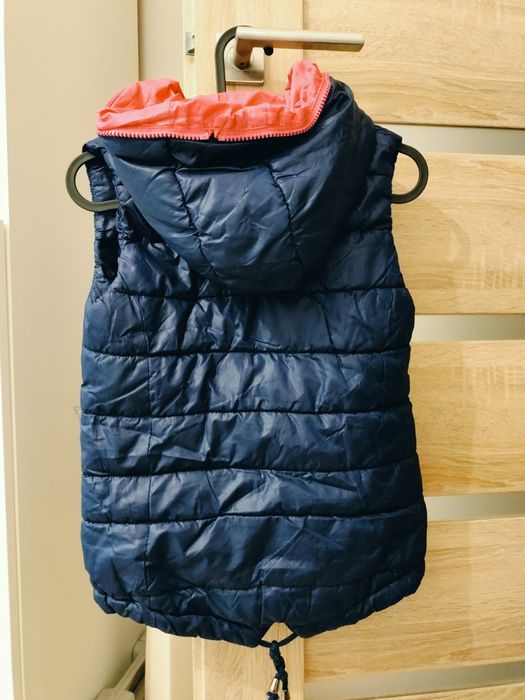 Dziewczęcy bezrękawnik