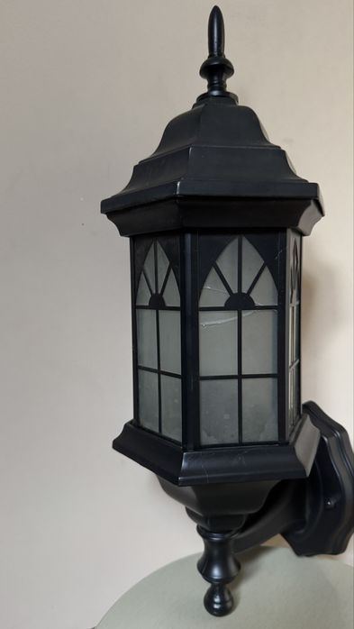 Kinkiet zewnętrzny lampa wisząca