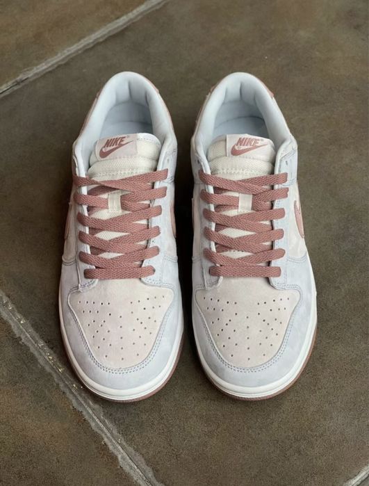 Оригінал Кросівки Nike Dunk Low Fossil Rose Найк данки світлі