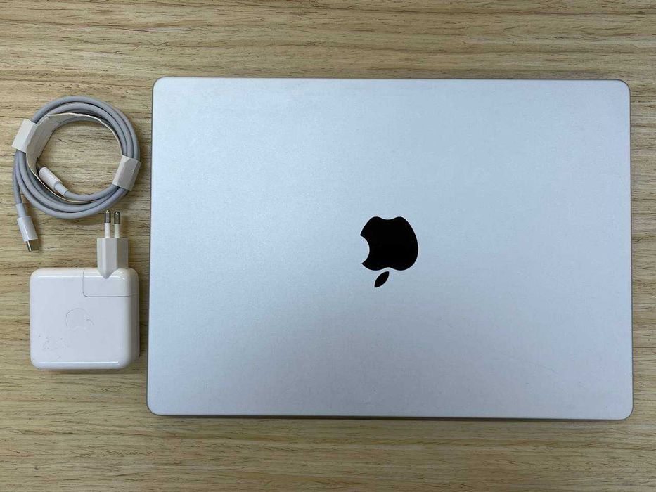 /8654/ Openbox MacBook Pro 14" M5 10CPU/10GPU/16GB/1TB Silver (MDE54) АКБ 100% 14Ц