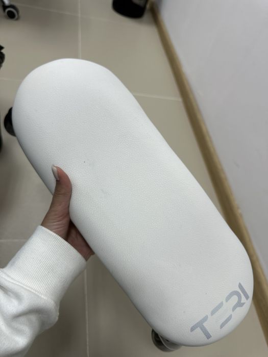 Продам витяжки та підлокітник