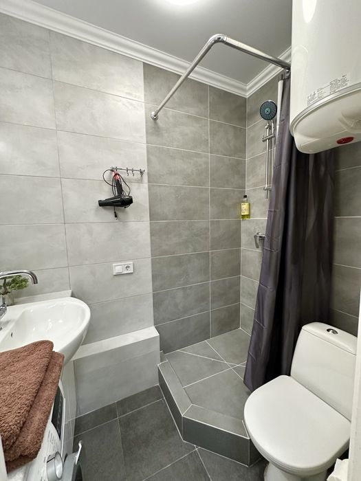 1к квартира студия с лоджией посуточно ЖК Комфорт Таун