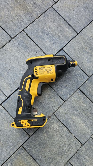 Wkrętarka do GK DeWalt DCF620 + magazynek DCF6202