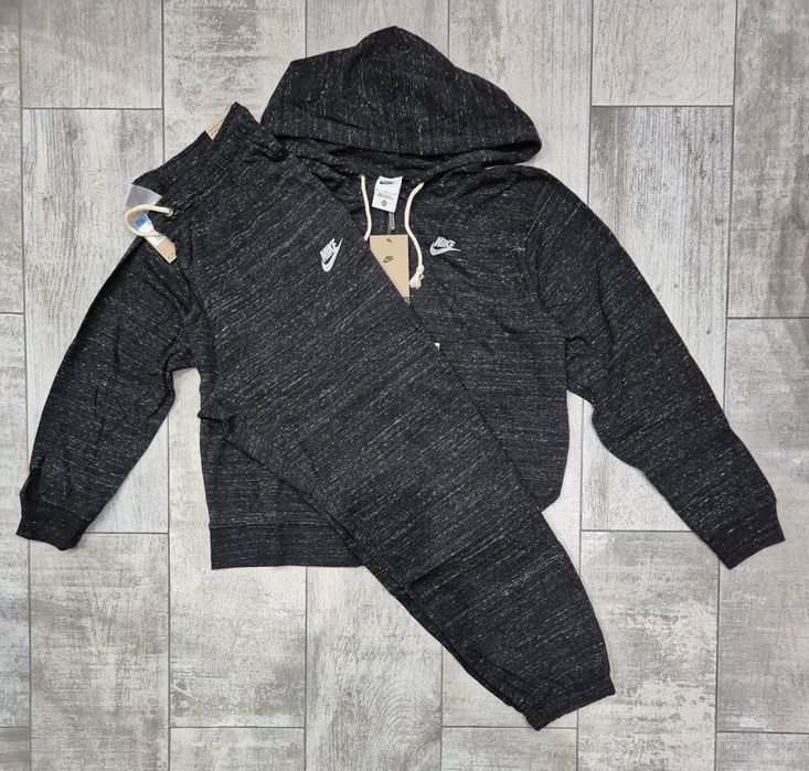 Жіночий спортивный костюм Nike original