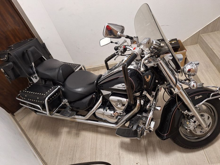 Suzuki Intruder 2003