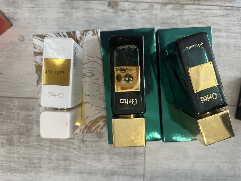 Продам пустые флаконы ,с коробками