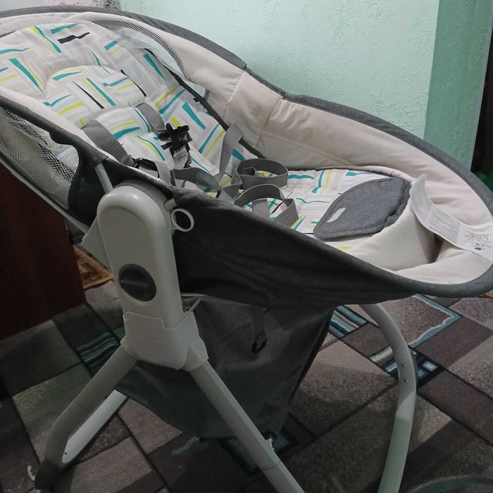 Дитяча кроватка ві 0 до 1 року