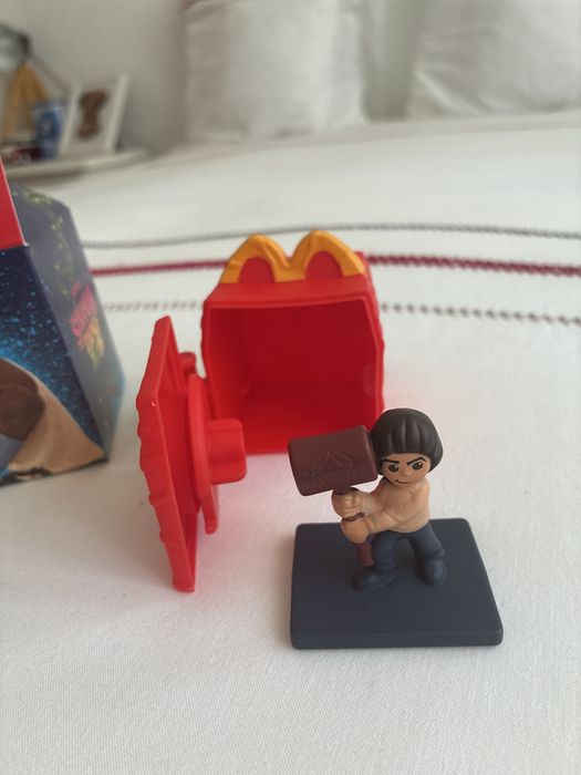 Bonecos Stranger Things McDonalds