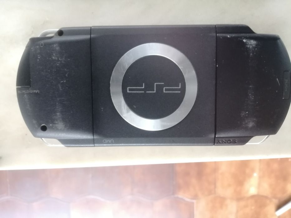 Vendo PSP, não liga, para peças