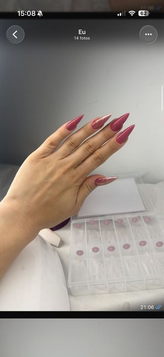 Unhas acrílico/verniz gel / gel