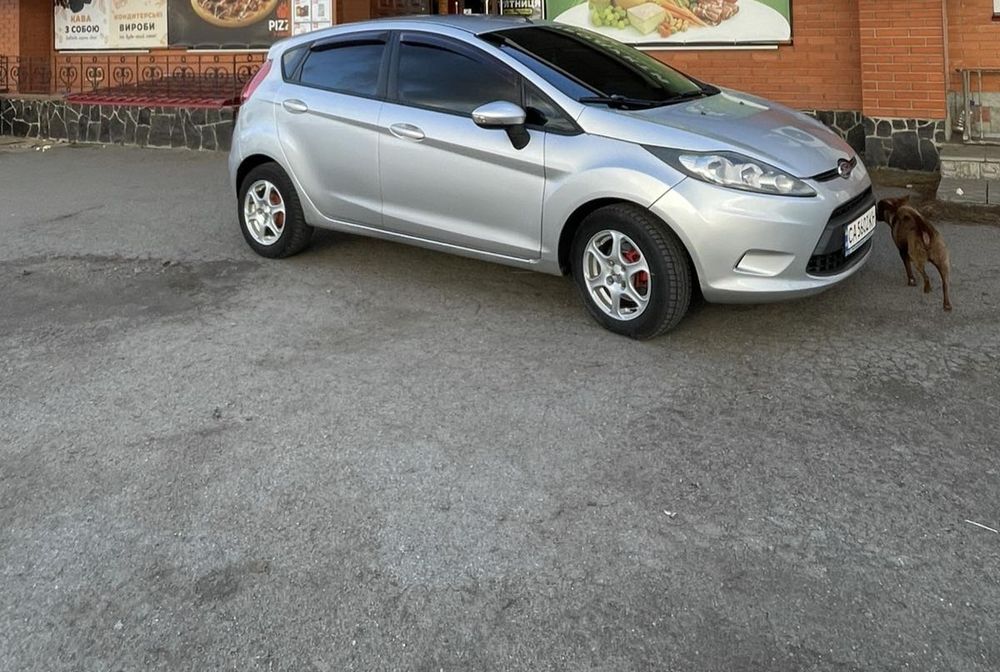 Продам авто Ford fiesta