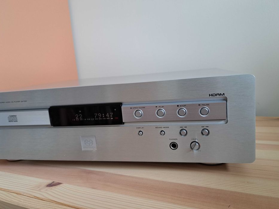 Marantz SA 7001 - odtwarzacz płyt CD/SACD