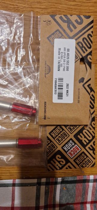 Nowe shafty debon air do lyrika i yari 170mm.