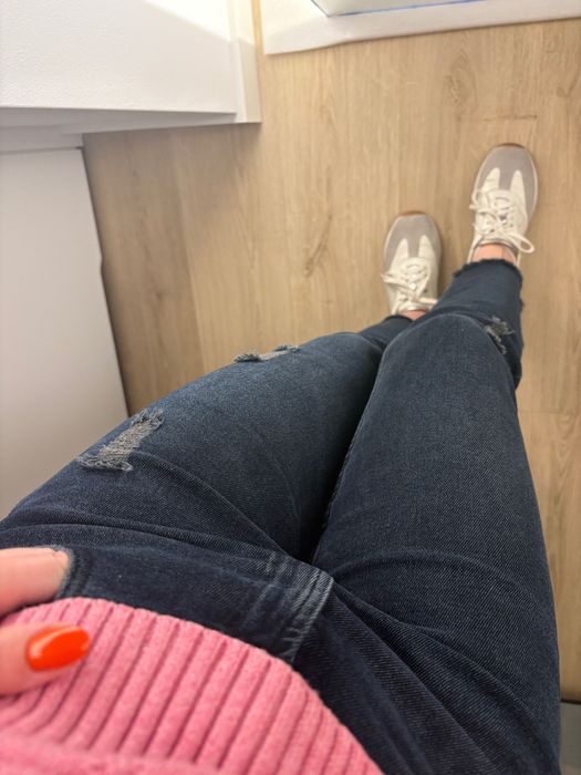 Szare czarne jeansy only z przetarciami S 36 27/32