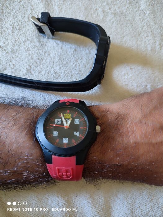 Relógio marca One Seleção Nacional Futebol em excelente estado