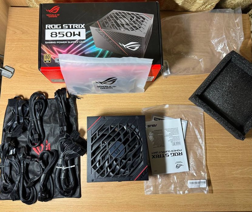 Блок питания Asus ROG Strix 850W