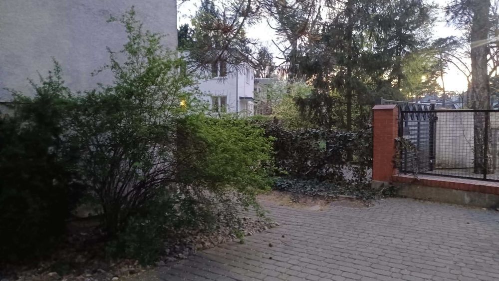 DOM W PIEKNEJ OKOLICY
