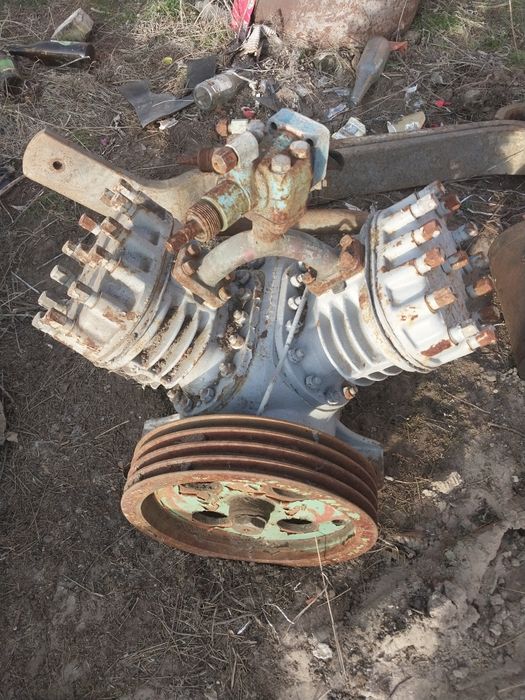 Продам компресор