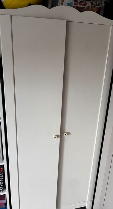 Białe meble firmy Ikea