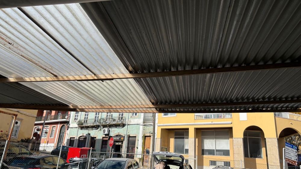 Telhas / placas de zinco