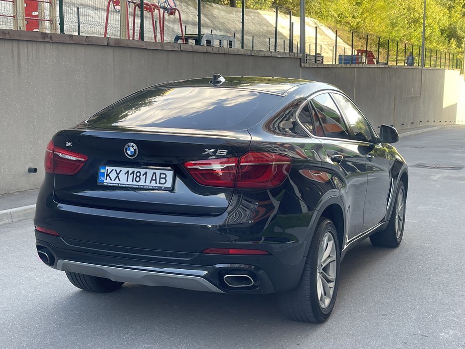 Продам Официальный автомобиль BMW X 6 X-Drive. 2117 гв
