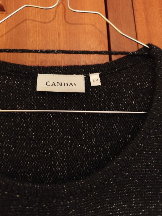 Camisola preta estilo poncho