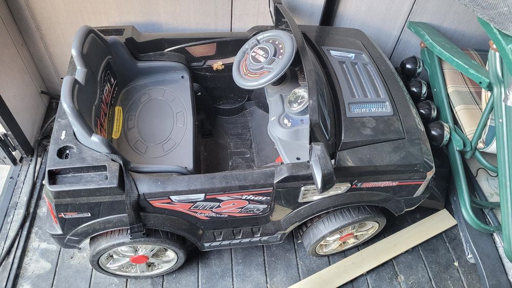 Dziecięcy samochód elektryczny - dla pasjonata