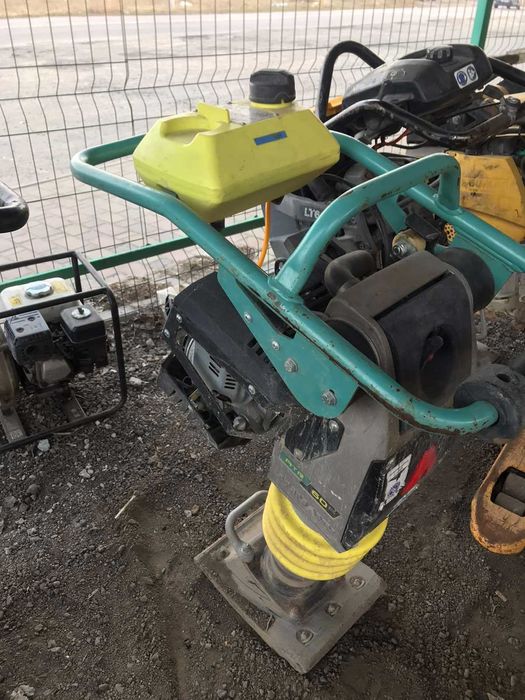 Виброплита ПРОКАТ Трамбовка Вібро лапа плита Оренда Вибронога АРЕНДА ...