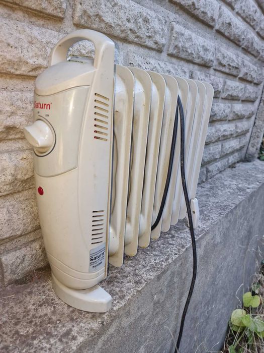 Масляний обігрівач Saturn ST 1246